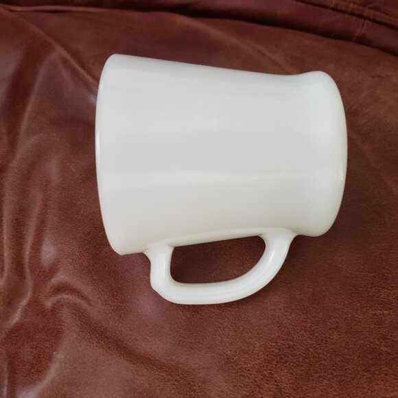 Vintage FIRE KING Oven Ware MUG CUP with D Handle; Flat Bottom - Picture 2 of 5